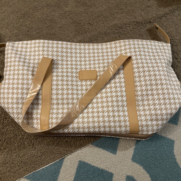 Lot of 3 unbranded bags - weekender/travel bag, messenger/crossbody & a tote - Picture 4 of 4